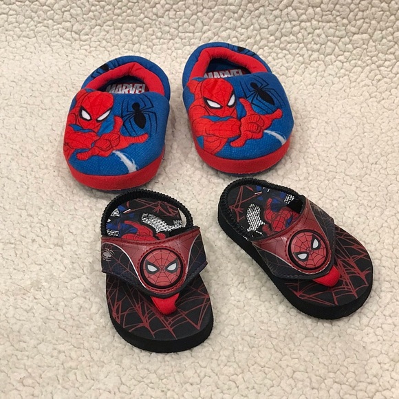 Marvel SpiderMan Sandals & Slippers Set
Sandals Light Up Small 5 - 6 Toddler - Picture 10 of 10